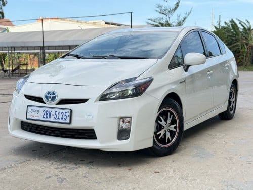 prius .010 .options .4 ក្នុងលឿង
