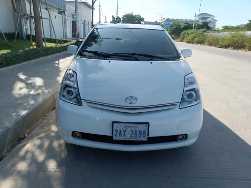 prius 2005 full option