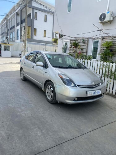 Prius 2005 H F