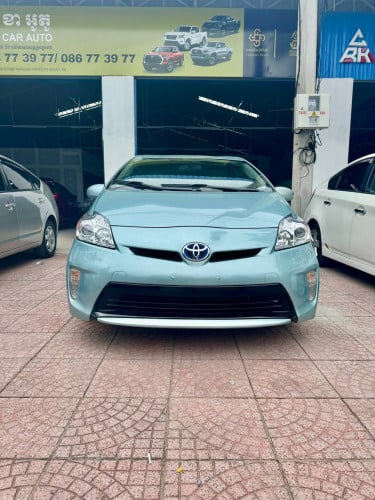 Prius 2012 | Opt2 up 3 | $18.800