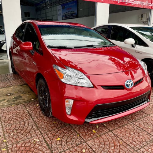 Prius 2013 , Options 4 , JBL