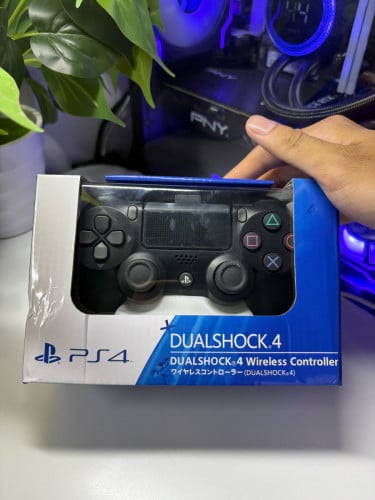 PS4 Controller