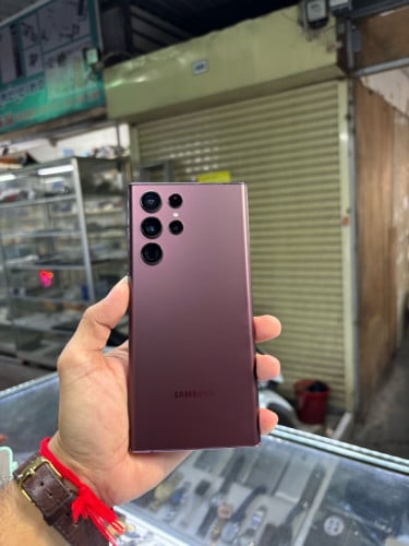 Samsung S22Utra 128G Ram8G Sim2 ស្នាមអេក្រង់ខាងលើតិច