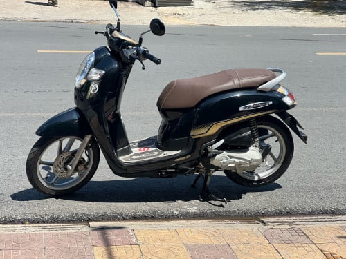 Scoopy020 មានឯកសារត្រឹមត្រូវ