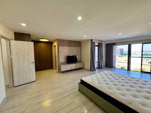 Time square ll type 1 bedroom