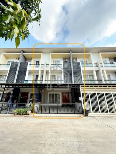 Townhouse 3 Bedrooms for RENT near CHIP MONG Sen Sok_Mall