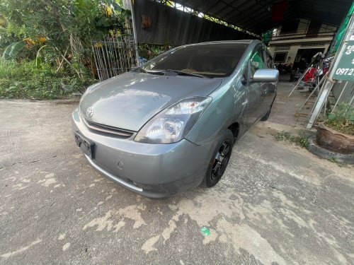 Toyota Prius 04 full