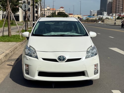 TOYOTA PRIUS 2011 Option 5 Advanced ឡានCAកាលី មូលគ្មានប្រវត្តបុកប៉ះ តម្លៃ (ចរចា)