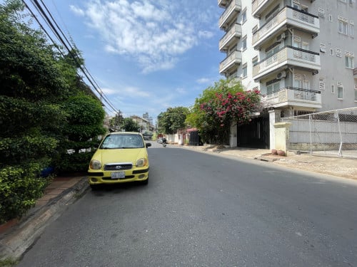 Very Urgent!!! Land for Sale in Toul Kork