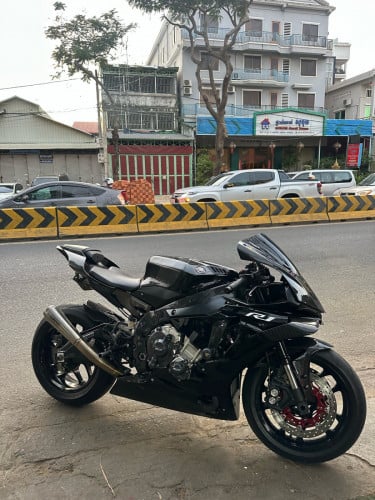 Yamaha R1 2015លក់ Full tax✅