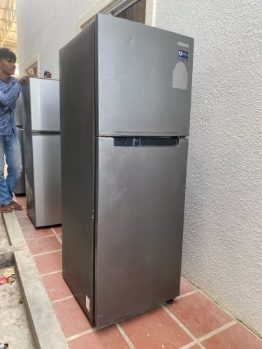 ទូទឹកកកស្អាតធំទូឡាយ155cm samsung refrigerator