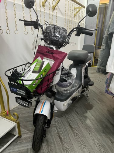 កង់អាគុយថ្មី