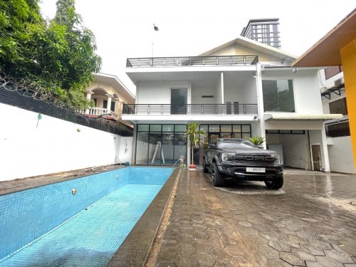 វីឡាអាងទឹកសម្រាប់ជួល នៅបឹងកេងកង១