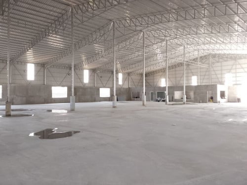 ឃ្លាំងជួល