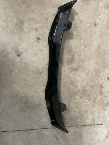 ស្ពយល័រលក់