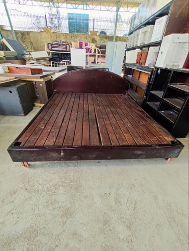 គ្រែឈេីធ្នង់ខ្នាត1.8m*2m