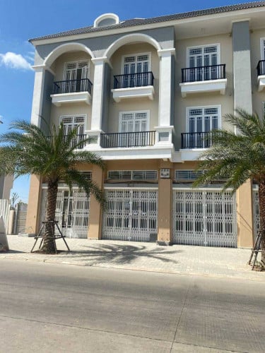 ផ្ទះល្វែងសម្រាប់លក់ នៅបុរីភ្នំពេញថ្មីអេលីតផាក2 សង្កាត់ក្រាំងធ្នង់ ខណ្ឌសែនសុខ