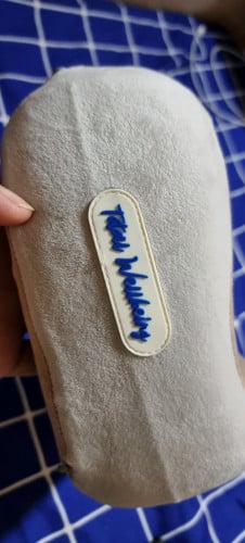 ខ្នើយម៉ាស្សានៅដំណើរការធម្មតាថ្មកាន់លក់តម្លៃ20$