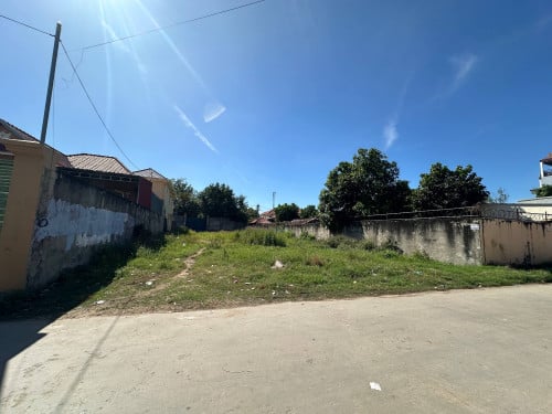 ដីលក់បន្ទាន់ ខណ្ឌព្រែកព្នៅ ផ្លូវមុខ5m ផ្លូវក្រោយ5m