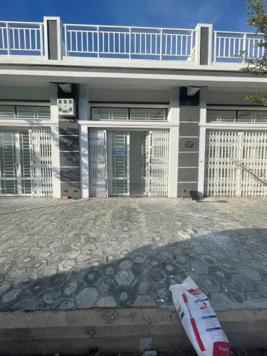 លក់ផ្ទះល្វែងផ្លូវ 6A ប្លង់រឹង free កាត់ឈ្មោះជូន