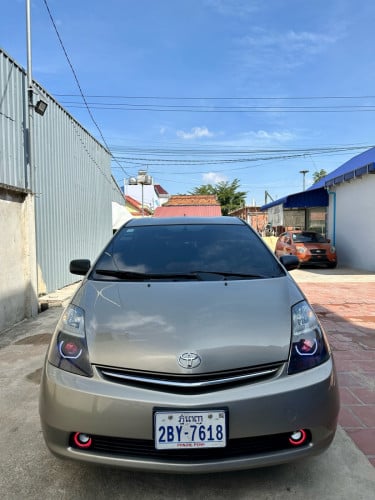 ឡានលក់ Prius ឆ្នាំ08 full option ឡានស្អាត