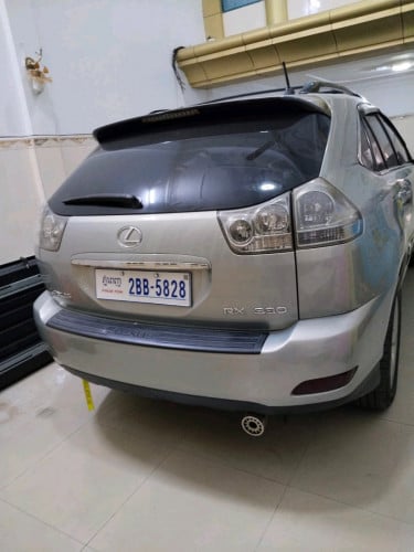 ឡានលក់rx 330 ពាក់កណ្ដាលហ្វូល 04 ប៉ុង2ផ្សែងបារី