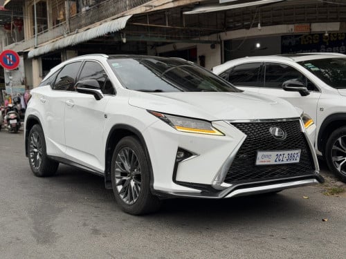 ម្ចាស់ដេីមទីមួយកាត់ឈ្មោះជូនបាន😘