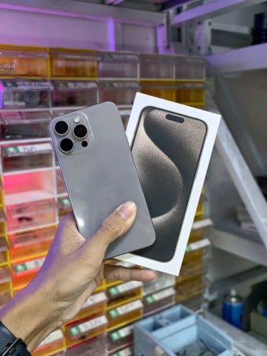 15 Promax 256GB SIM/Esim ស្អាត សំណុំ ប្រើផ្ទាល់