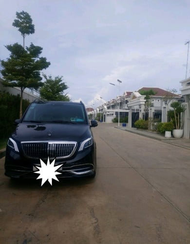 2016 Up To 21 l MB Minivan l VIP Seats