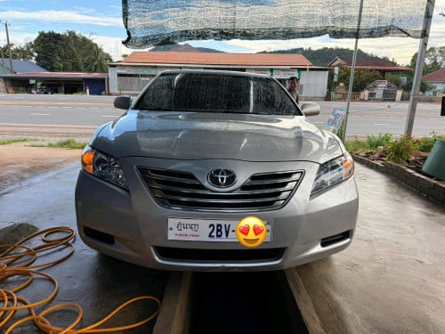 Camry Hybrid Full Option year ឆ្នាំ 2008 ពណ៌ ប្រាក់