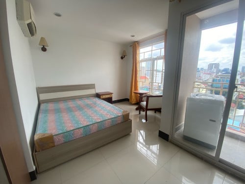 Cheapest Studio for rent at Russian market