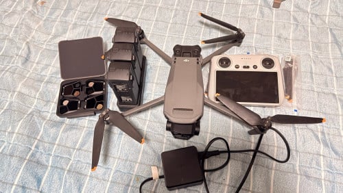 Dji mavic 3 pro combo