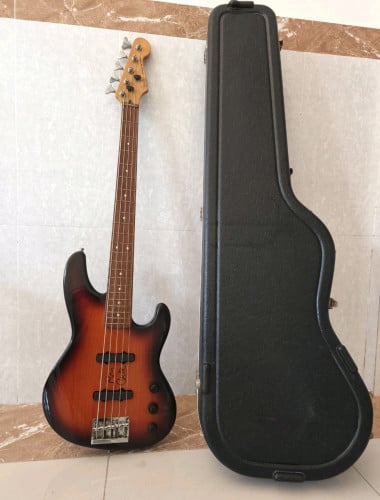 Fender Jazz bass 5 string original