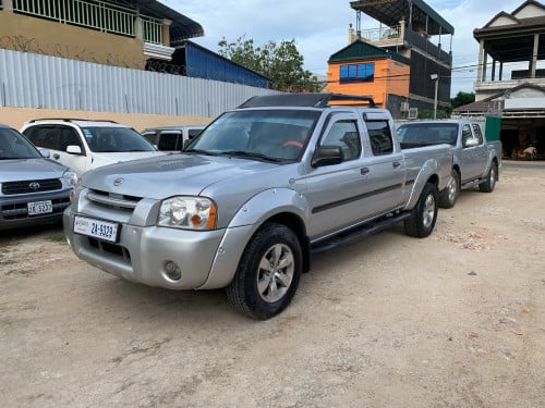Frontier 2002 ប៉ុង1 ឡានស្អាត