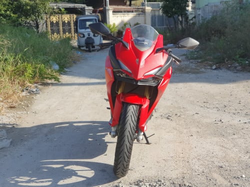 Honda CBR250RR (2017) – Red