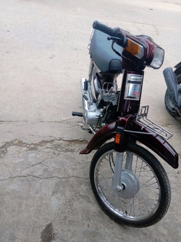 HONDADREM100មានកាតគ្រី