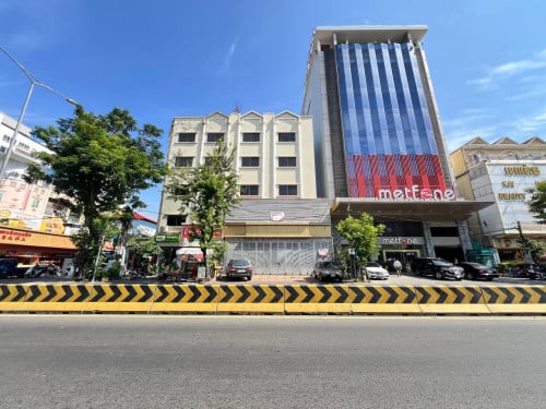 House For Rent &Sale- Mao Tse Tong