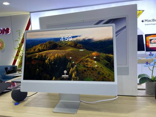 Imac 24inch New Promotion 1599$
