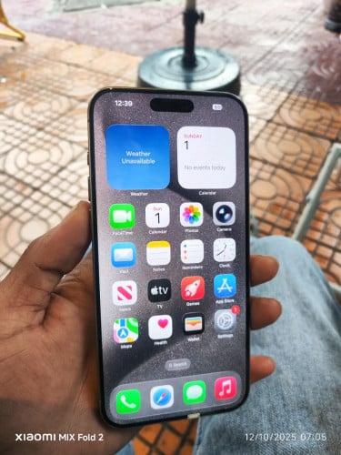 iPhone 15 Pro Max LL/A ទិញដាច់វៃដូរបាន