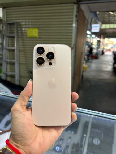 Iphone16Pro128G CH ស្ទើរសំបកជាំអេក្រង់