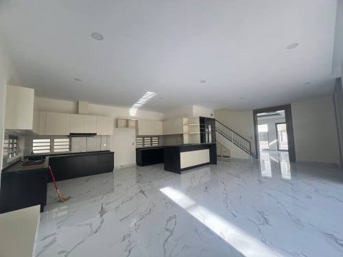 Jasmina Modern For Sale