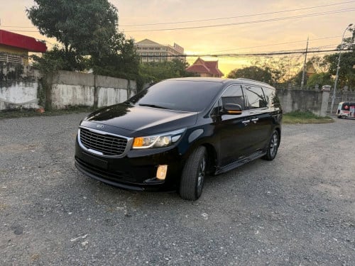 Kia carnival 2015full option ទ្វាអូតូ3