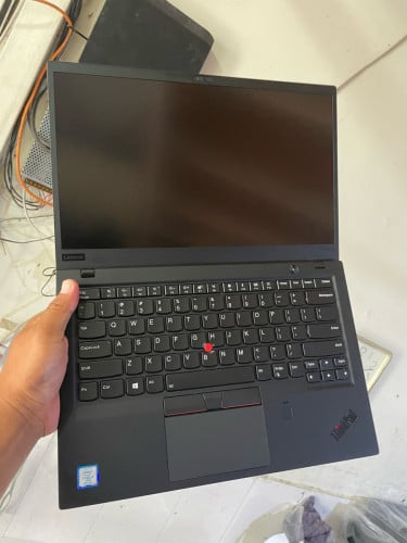Lenovo x1 carbon ci7 8th ram 16gb ssd 256gb touch screen 99.99%