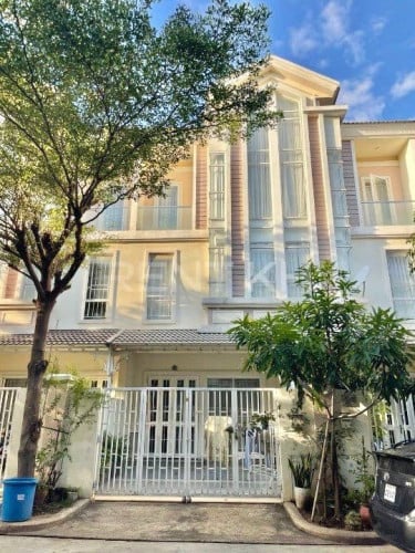 Link house for rent at Borey Chipmong SenSok near Aeon2
