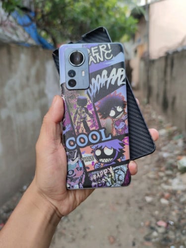 Mi12 pro ram8 128Gបញ្ជាក់ទូរសព្ទដានអេក្រង់តិចតួចអត់ស្គេនក្រយ៉ៅដៃធ្លាប់ដូរខ្នងស្ទើរ