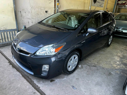 Prius 010 option 3 ក្នុងស ក្រដាសពន្ធ ឡានដោះកាងមុខ ឡានcali 18មឺនម៉ាយ