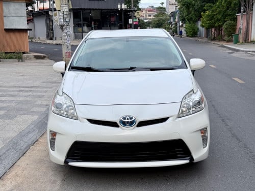 Prius 2014 Option4 JBL ក្នុងលឿង