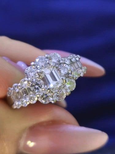 Pt900 26 diamond ring