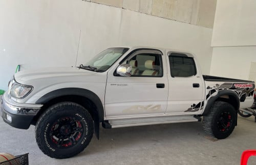 Tacoma ឆ្នាំ03 ABS 4ម៉ាសុីន ប៉ុង1 មហាថ្មី