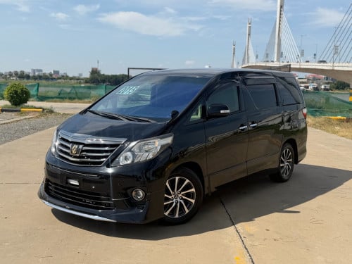 Toyota Alphard 2015 ( កៅអីSC / Auto3 / CarPlay )
